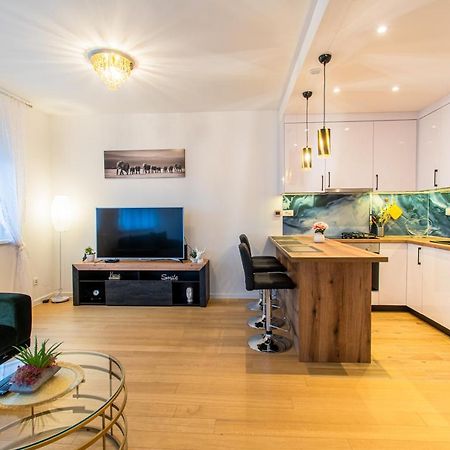 Appartamento Flexible Selfcheckins 38 - Zagreb - Garage - Loggia - New - Luxury - Esterno foto